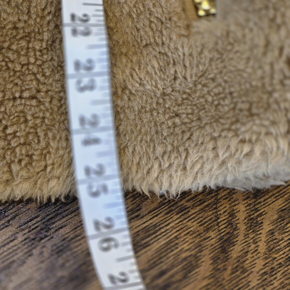 J. Crew Women’s Faux Fur Zip Vest Tan Camel Brown Size XS Gold Zipper - Picture 10 of 12